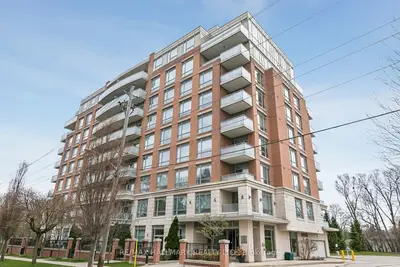 Condo Apartment in Toronto