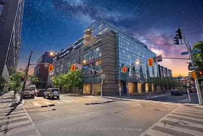 Condo Apartment in Toronto