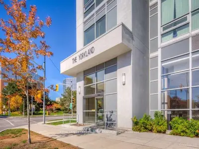Condo Apartment in Toronto