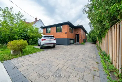 Detached in Toronto