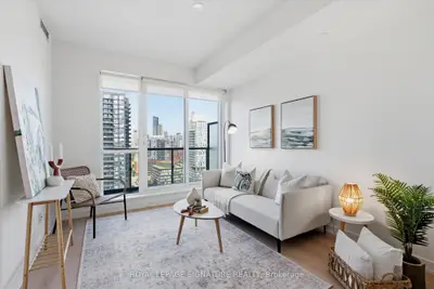 Condo Apartment in Toronto