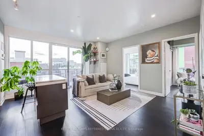 Condo Apartment in Toronto