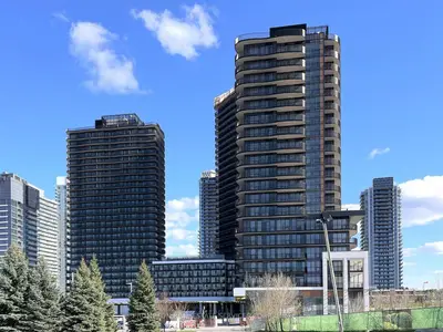 Condo Apartment in Toronto