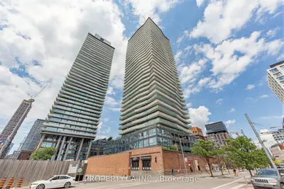 Condo Apartment in Toronto