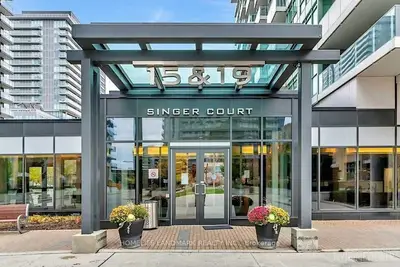 Condo Apartment in Toronto