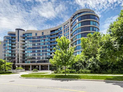 Condo Apartment in Toronto