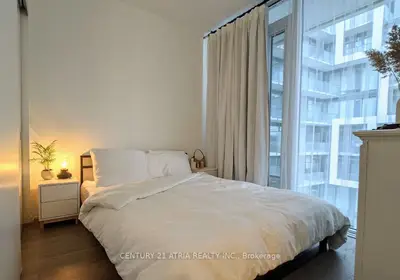 8 Hillsdale Avenue E 1135, Toronto, On M4s 0b2