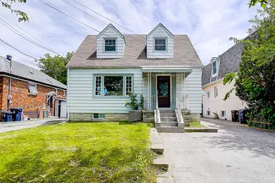 Detached in Toronto