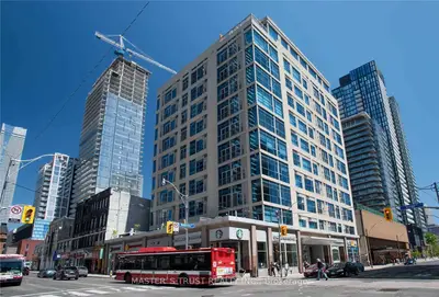 Condo Apartment in Toronto