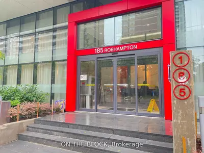Condo Apartment in Toronto