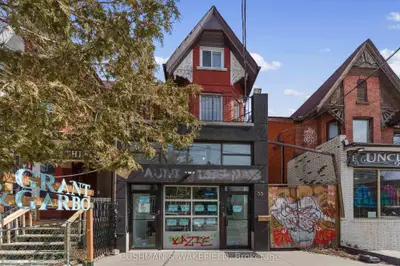 35 Kensington Avenue, Toronto, On M5t 2j8