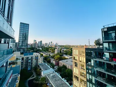 Condo Apartment in Toronto