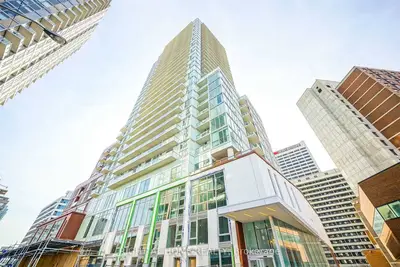 Condo Apartment in Toronto
