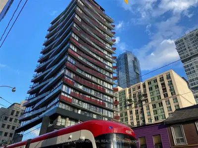 Condo Apartment in Toronto