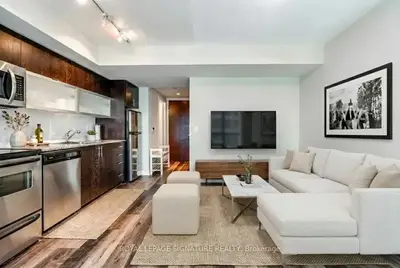 Condo Apartment in Toronto