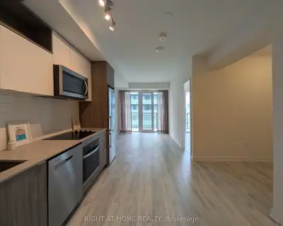 Condo Apartment in Toronto
