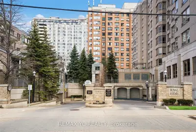 Common Element Condo in Toronto