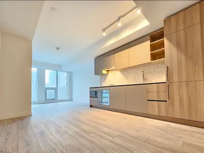 55 Mercer Street 1212, Toronto, On M5v 3w2
