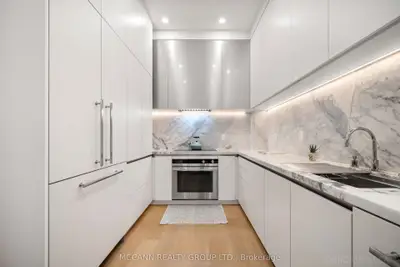 Condo Townhouse in Toronto