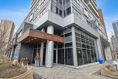 Condo Apartment in Toronto