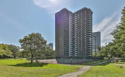 Condo Apartment in Toronto