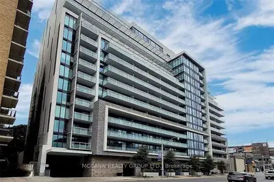 Condo Apartment in Toronto