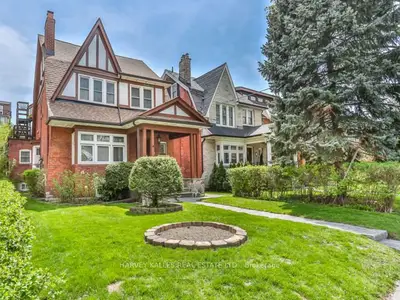 Detached in Toronto
