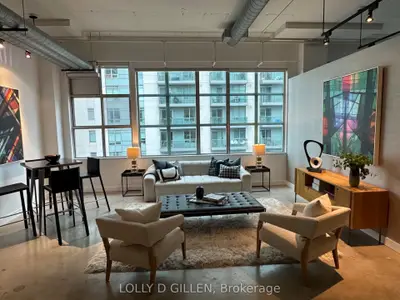 Condo Apartment in Toronto