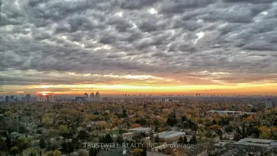 60 Byng Avenue 2210, Toronto, On M2n 7k3