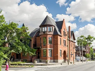 458 Markham Street, Toronto, On M6g 2l2