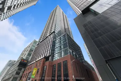 88 Blue Jays Way 1603, Toronto, On M5v 0l7