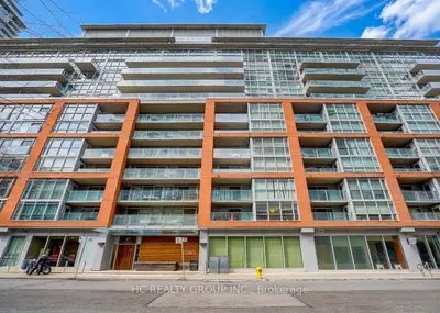 Condo Apartment in Toronto