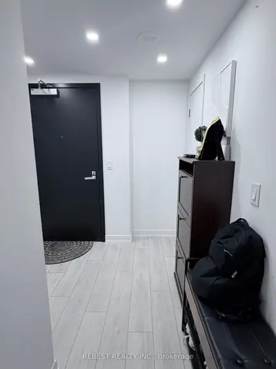 31 Tippett Road 547, Toronto, On M3h 0c8