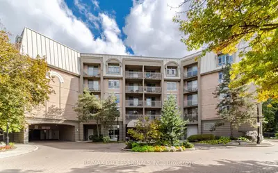 Condo Apartment in Toronto