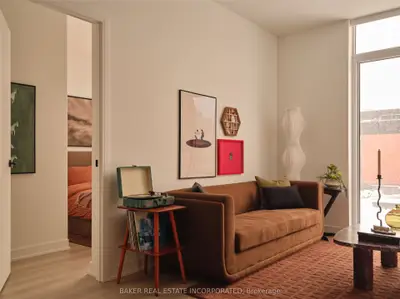 65 Trinity Street 1007, Toronto, On M5a 0y1