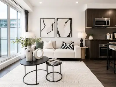 Condo Apartment in Toronto