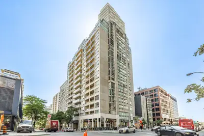 Condo Apartment in Toronto