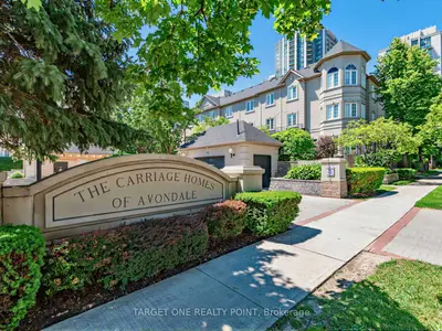 Condo Townhouse in Toronto