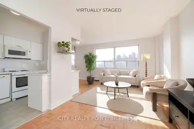 Condo Apartment in Toronto