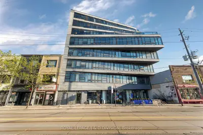 Condo Apartment in Toronto