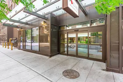 100 Dalhousie Street 3301, Toronto, On M5b 0c7