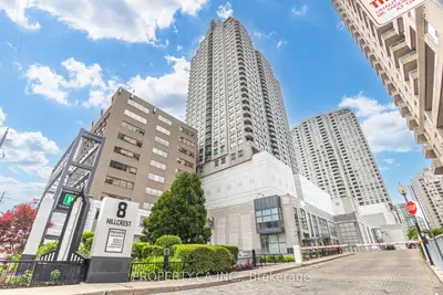 Condo Apartment in Toronto