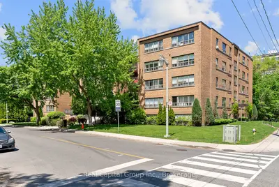 24 Shallmar Boulevard 304, Toronto, On M6c 2j9