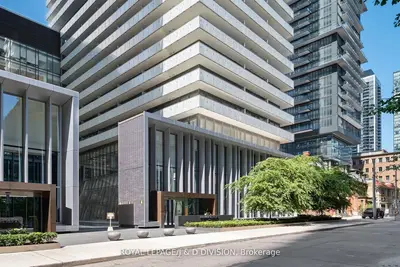 Condo Apartment in Toronto