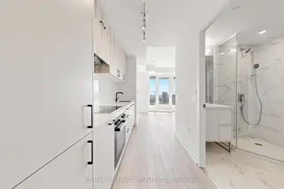 Condo Apartment in Toronto