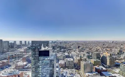 Condo Apartment in Toronto