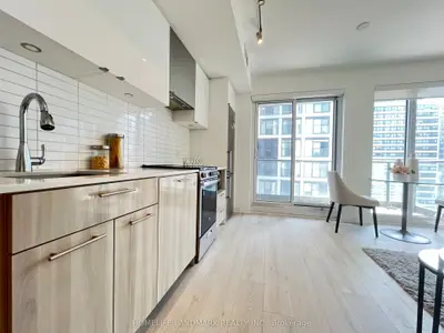 251 Jarvis Street 2205, Toronto, On M5b 0c3