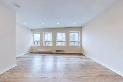 6068 Yonge Street, Toronto, On M2m 3w6