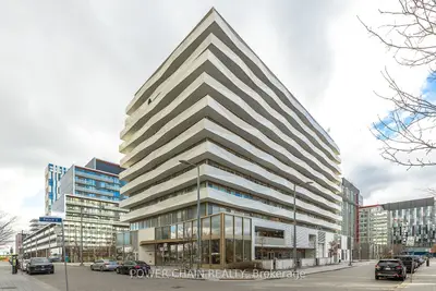 Condo Apartment in Toronto