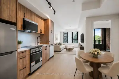 Condo Apartment in Toronto